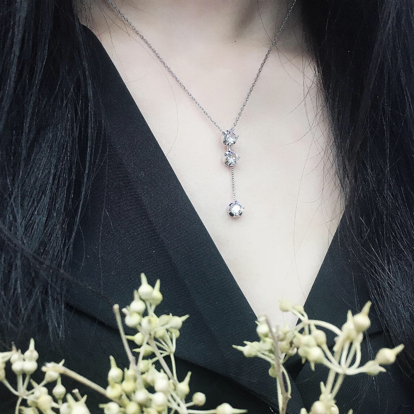 Dazzling Pendant