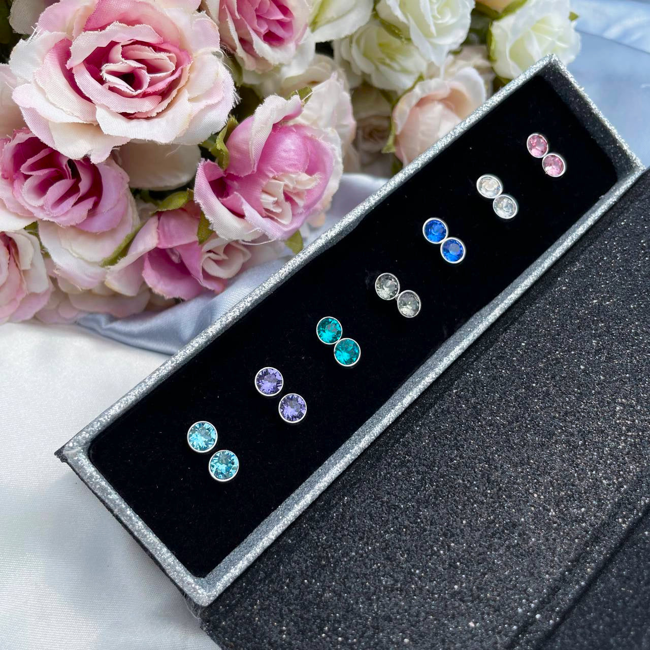 7 Days Petite Earrings Set