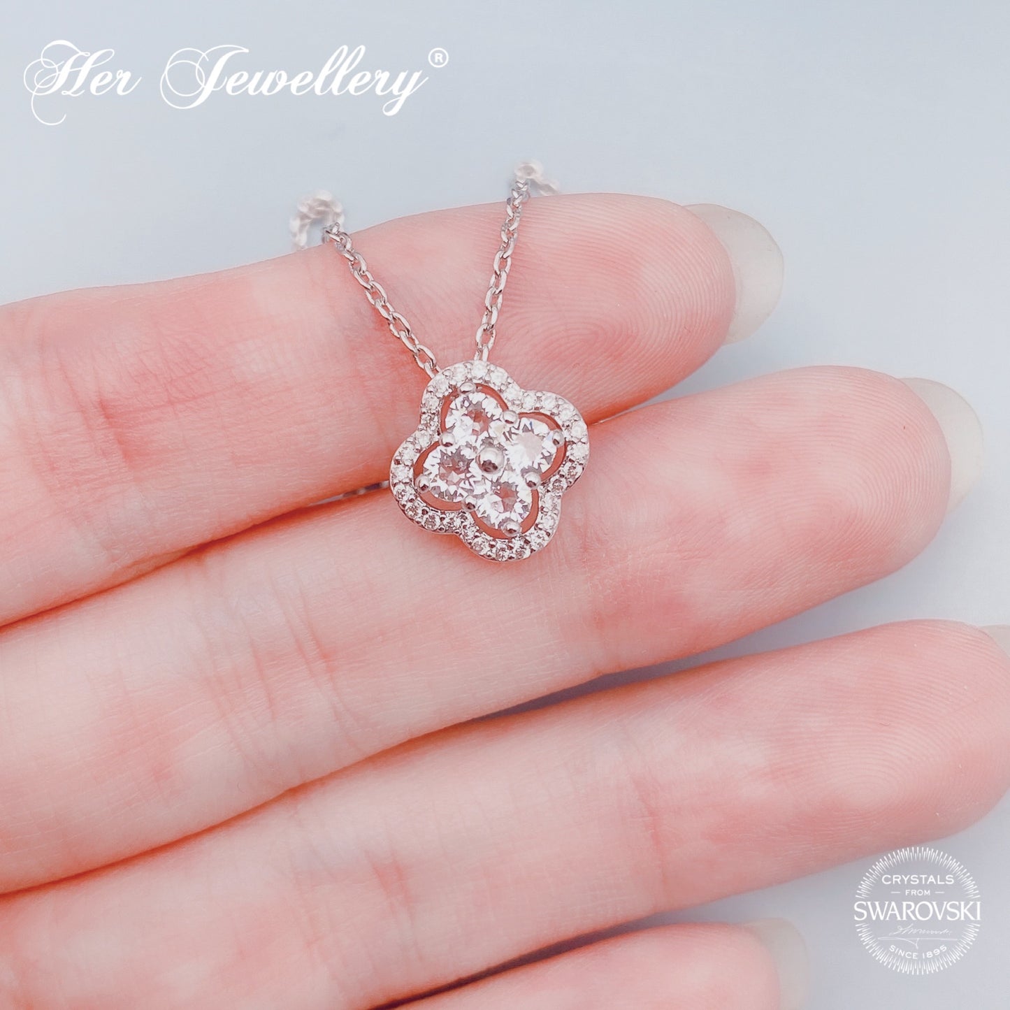 Elegant Clover Pendant