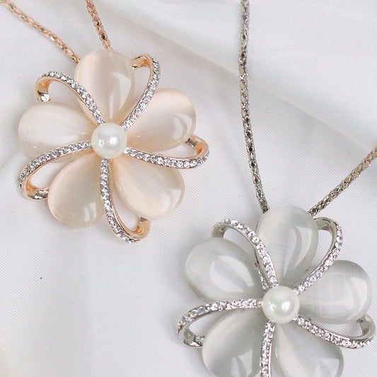 Cosette Pendant cum Brooch