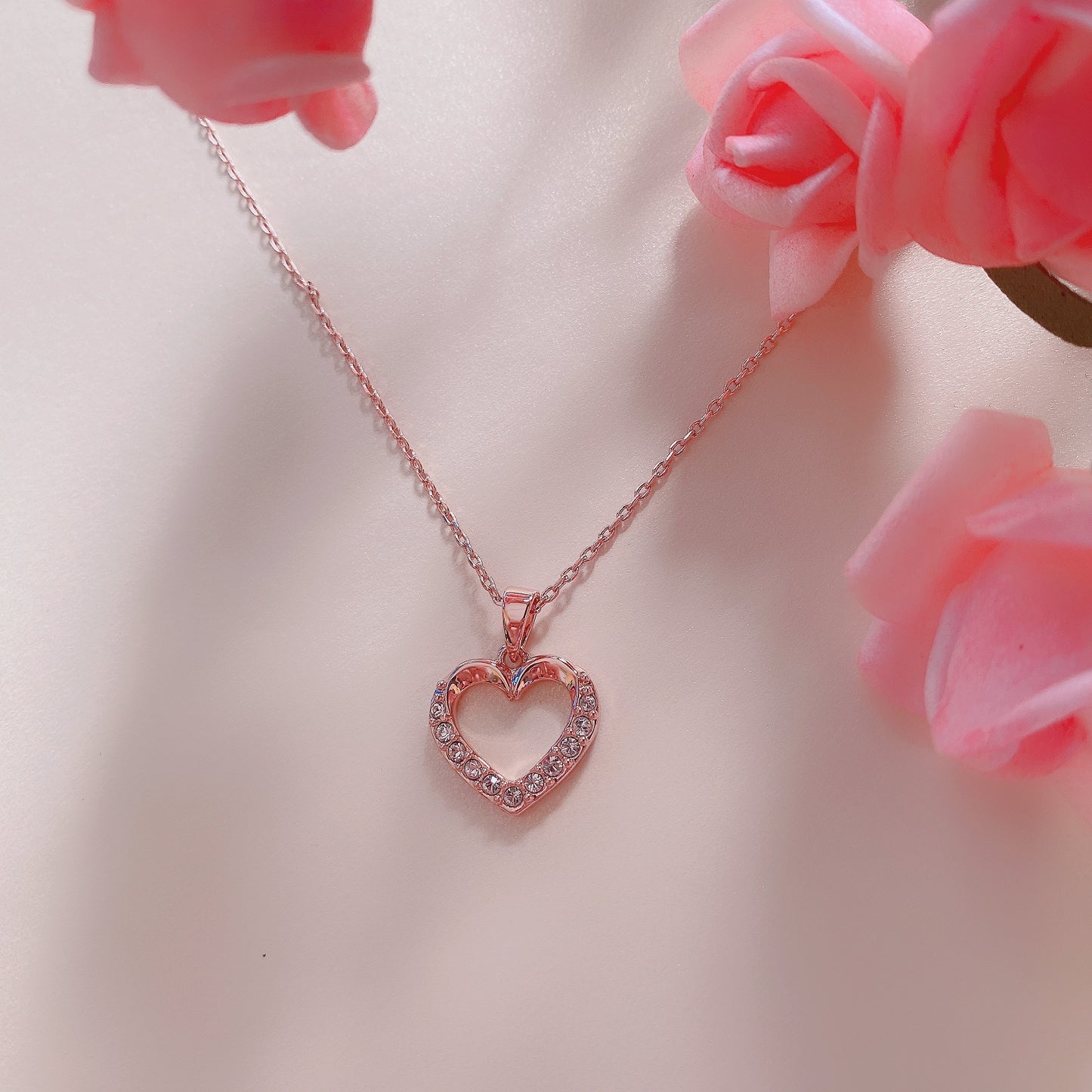 Lovett Pendant