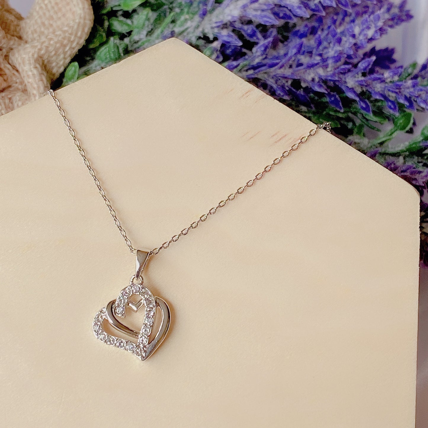 Vena Love Pendantâ€