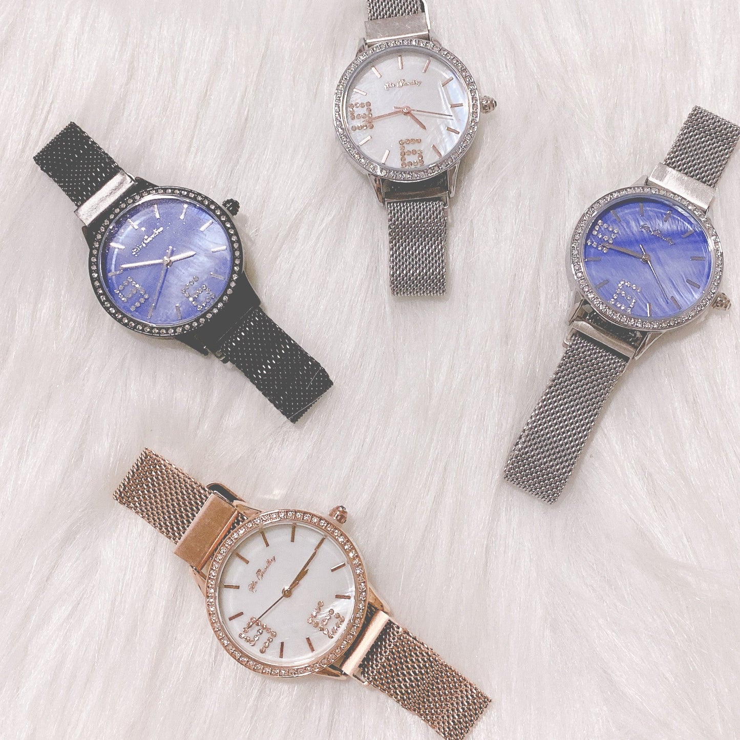 Stylish Crystal Shell Dial Watch