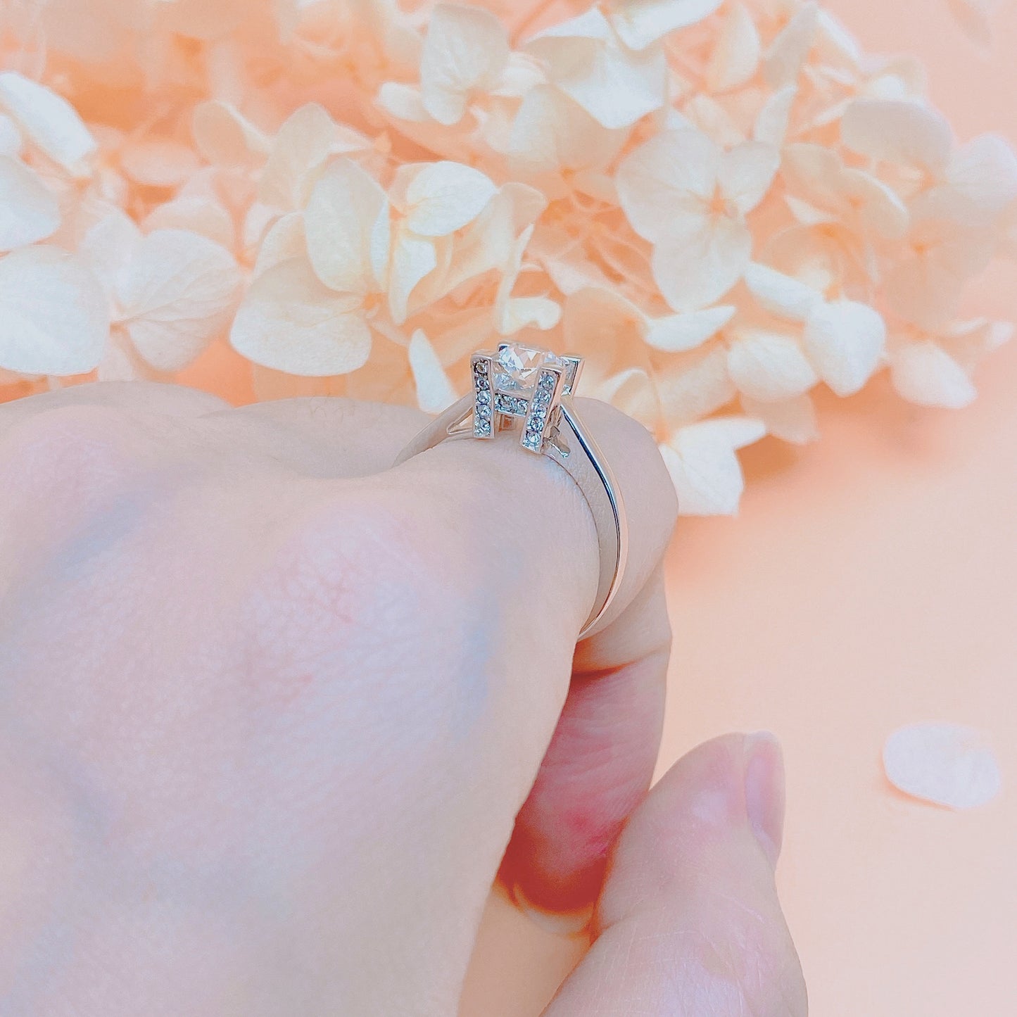 Her's Ring