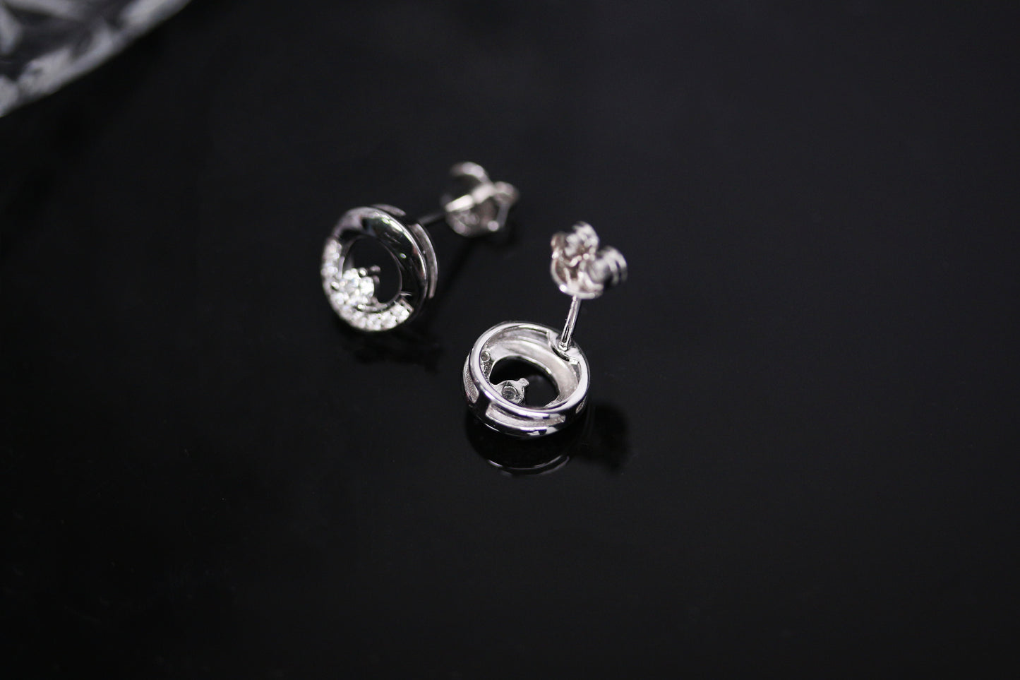Le Cercle Earrings