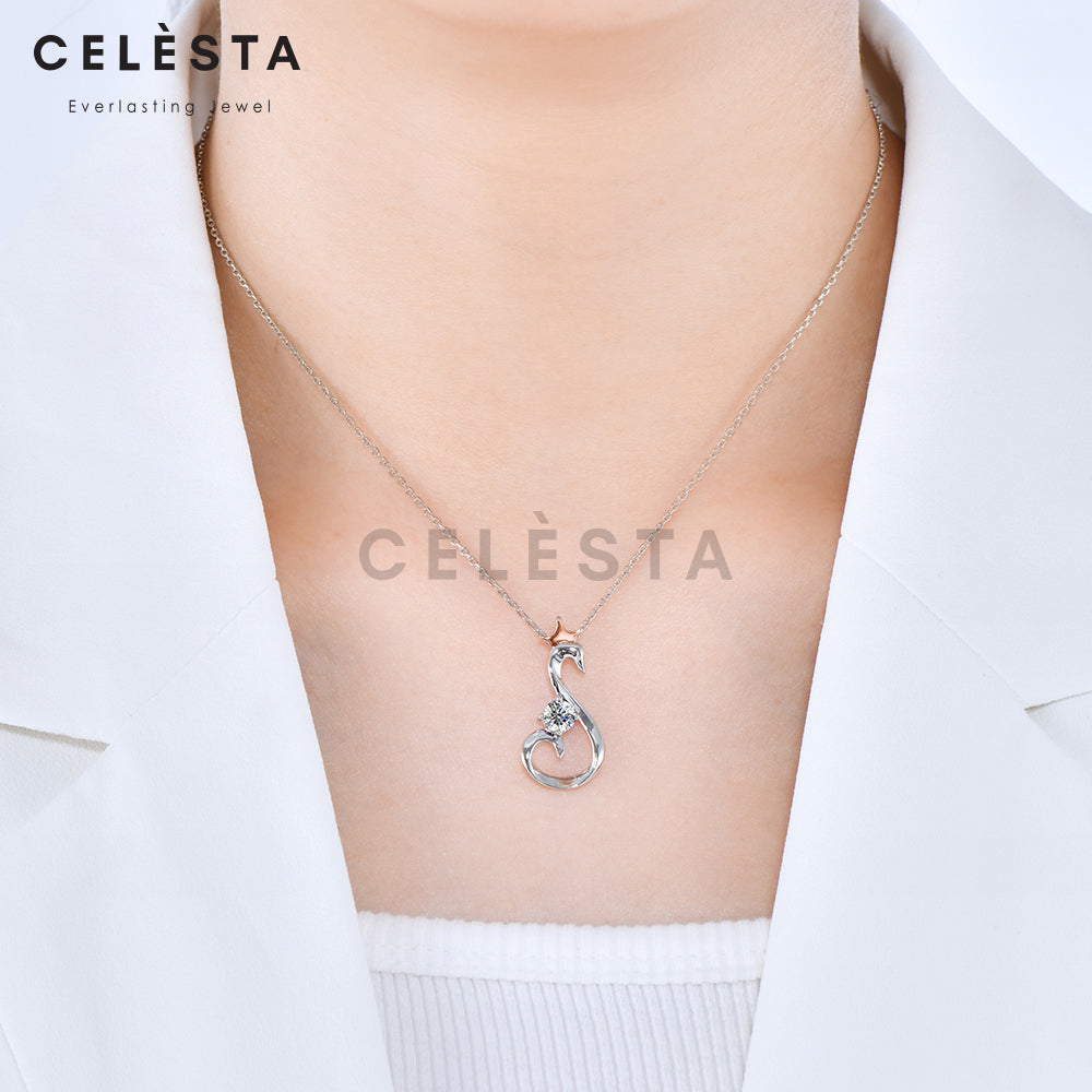 Le Swan Pendant