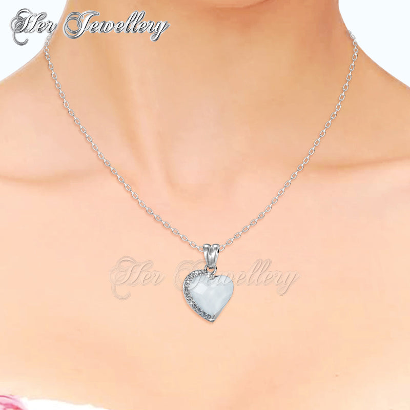 Fond Love Pendant†(12 Crystal Colours)