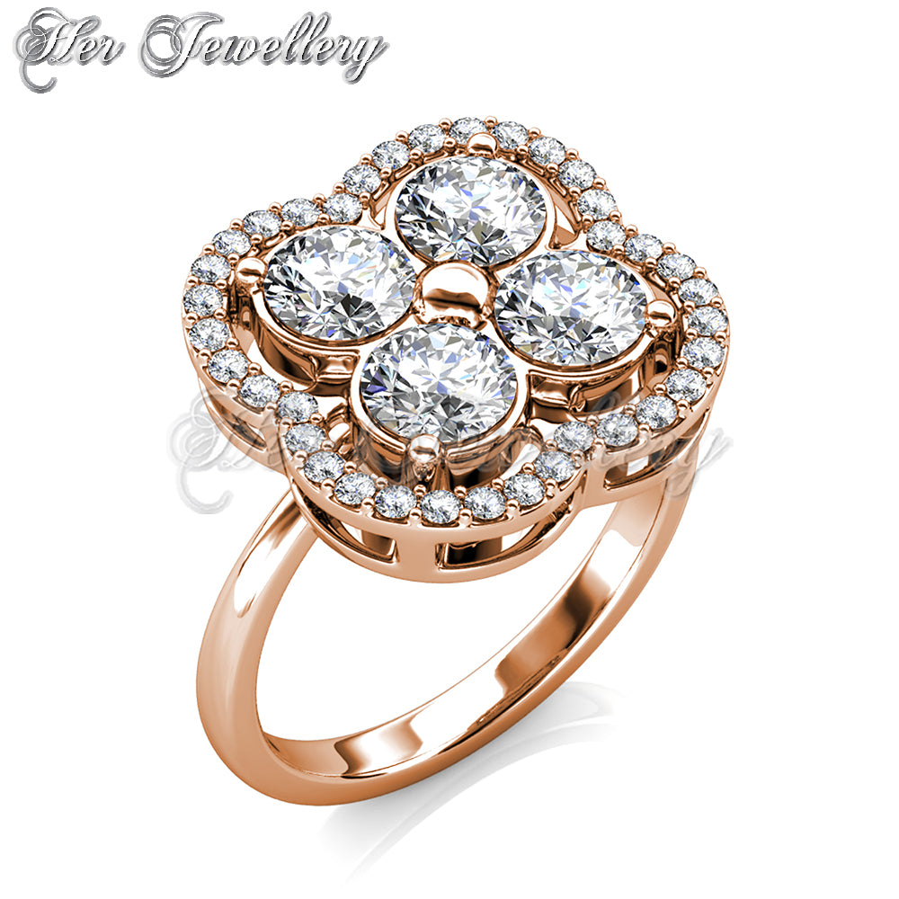 Elegant Clover Ring