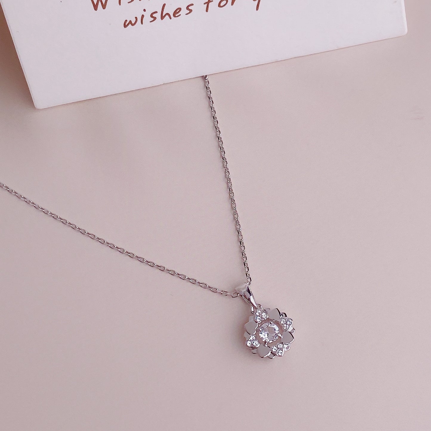 Petal Love Pendantâ€