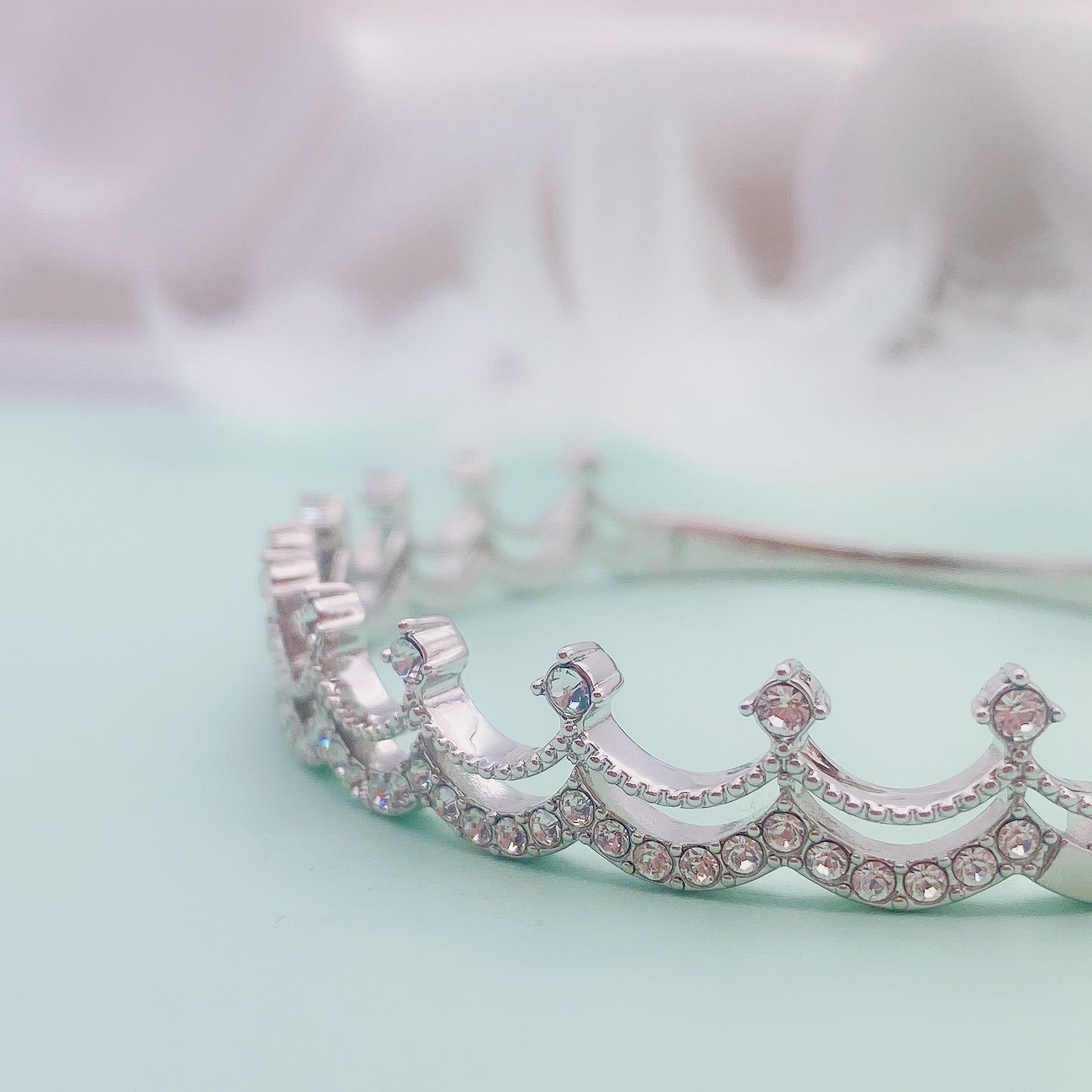 Crown Diamond Bangle