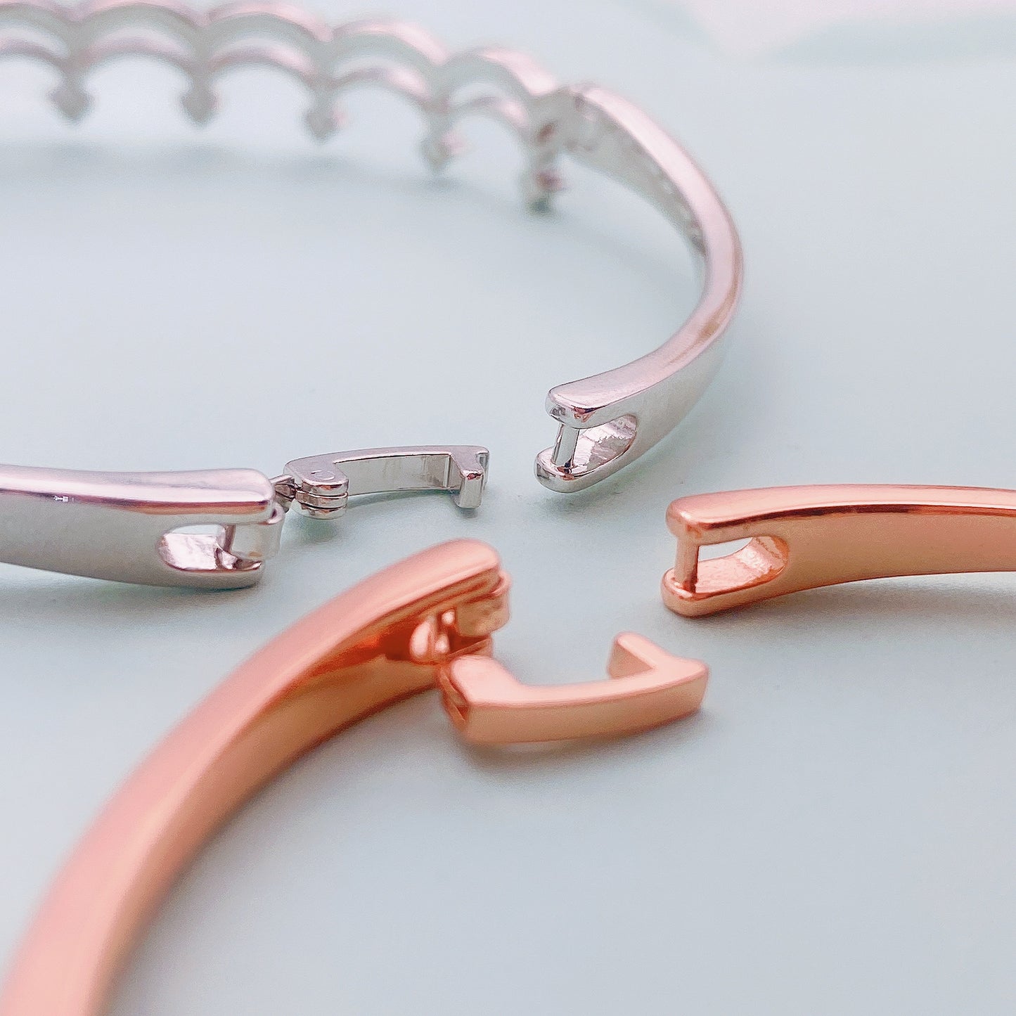 Crown Diamond Bangle