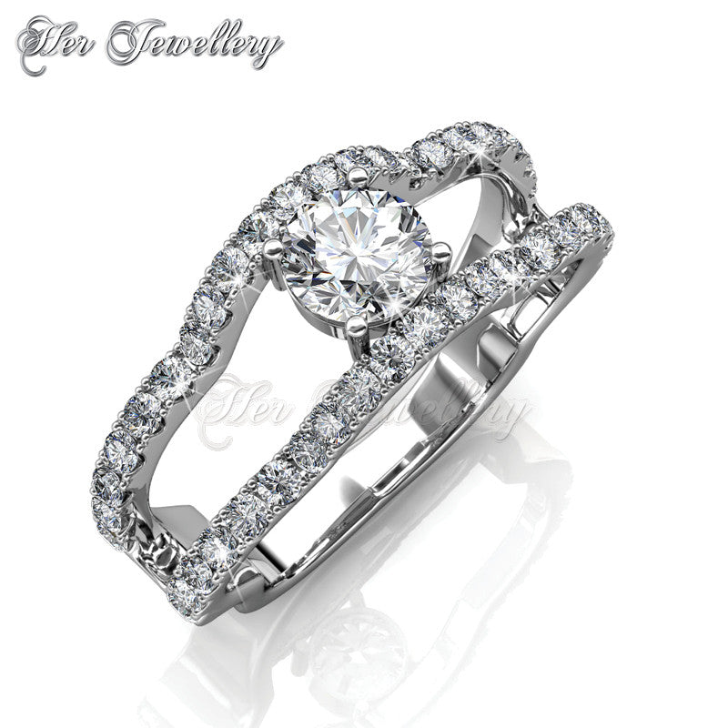 Swarovski Crystals Clover Ring†- Her Jewellery
