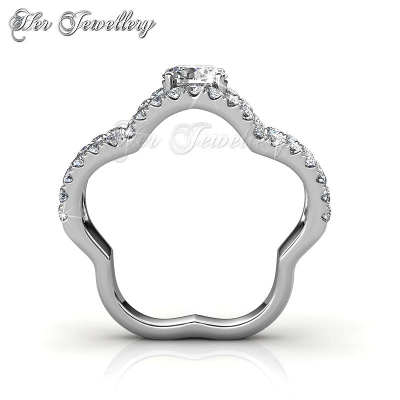Swarovski Crystals Clover Ring†- Her Jewellery