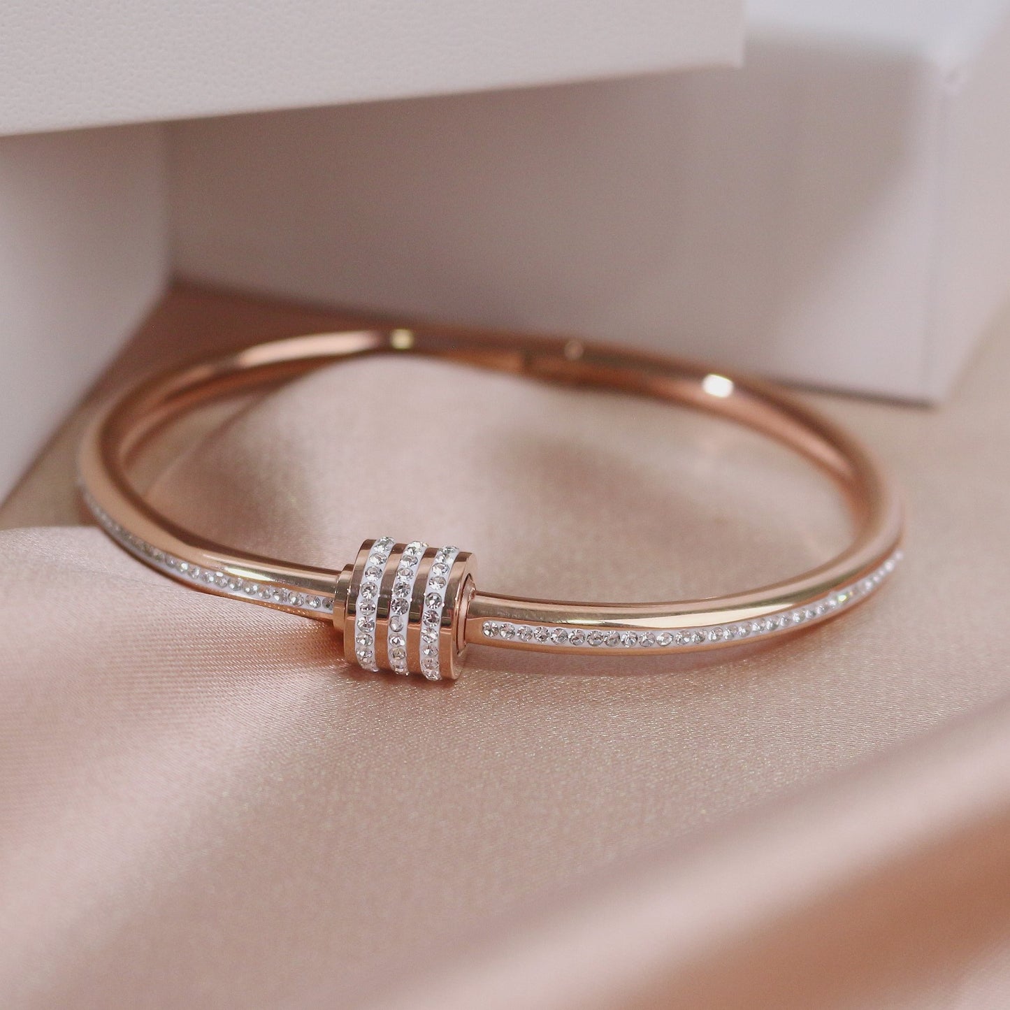 Kinsley Bangle