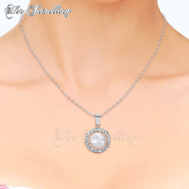 Swarovski Crystals Chloe Pearl Pendant - Her Jewellery
