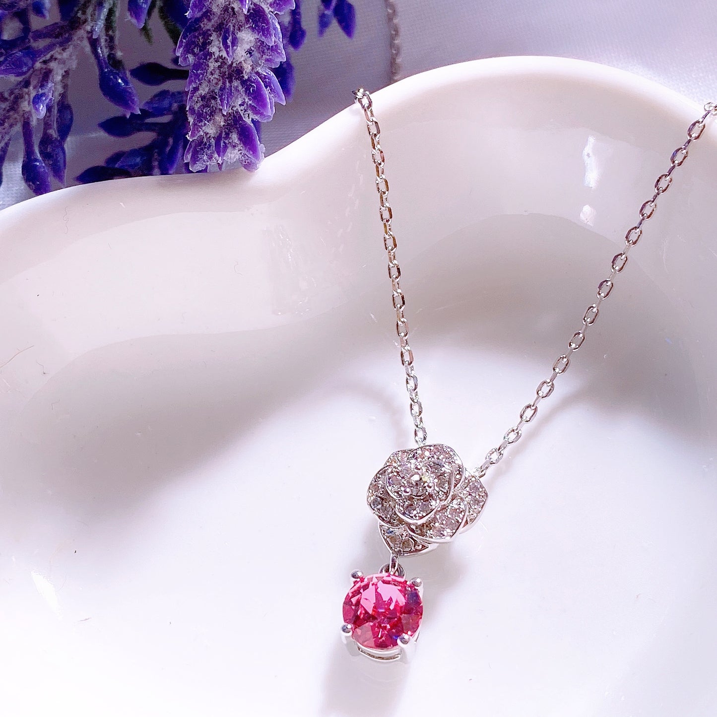 Glamour Rose Pendant