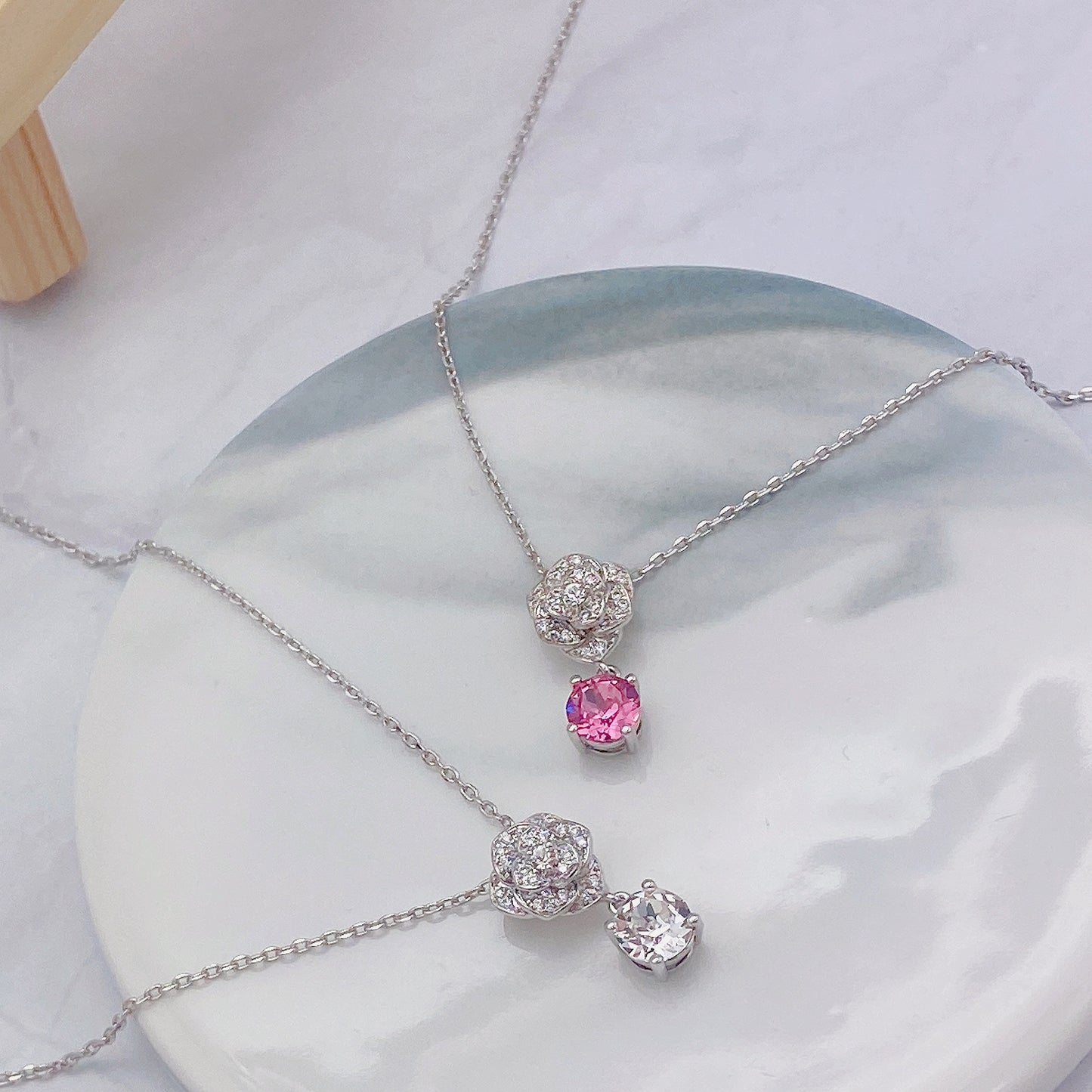 Glamour Rose Pendant