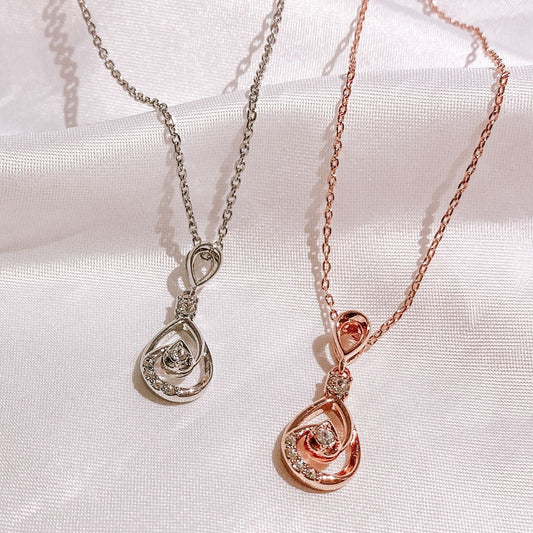 Laycie Pendant