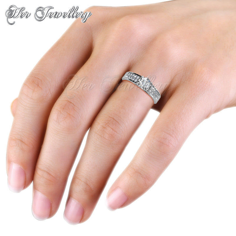 Swarovski Crystals Lush Ring - Her Jewellery